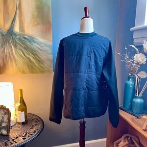 NEW WITH TAGS, Men’s black medium Dakine sweatshirt. $39.99.